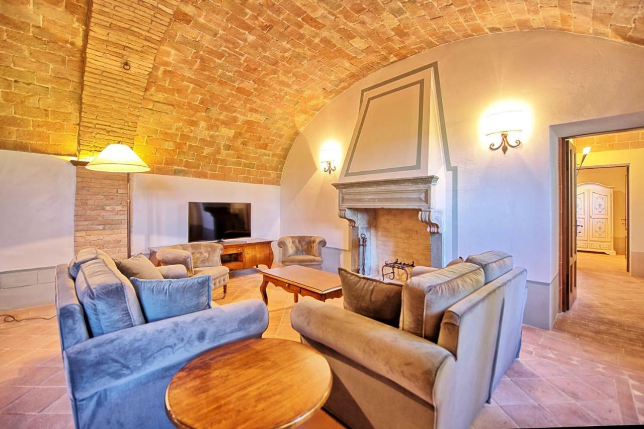 Villa Sant'Anastasio Suites Volterra Exterior photo