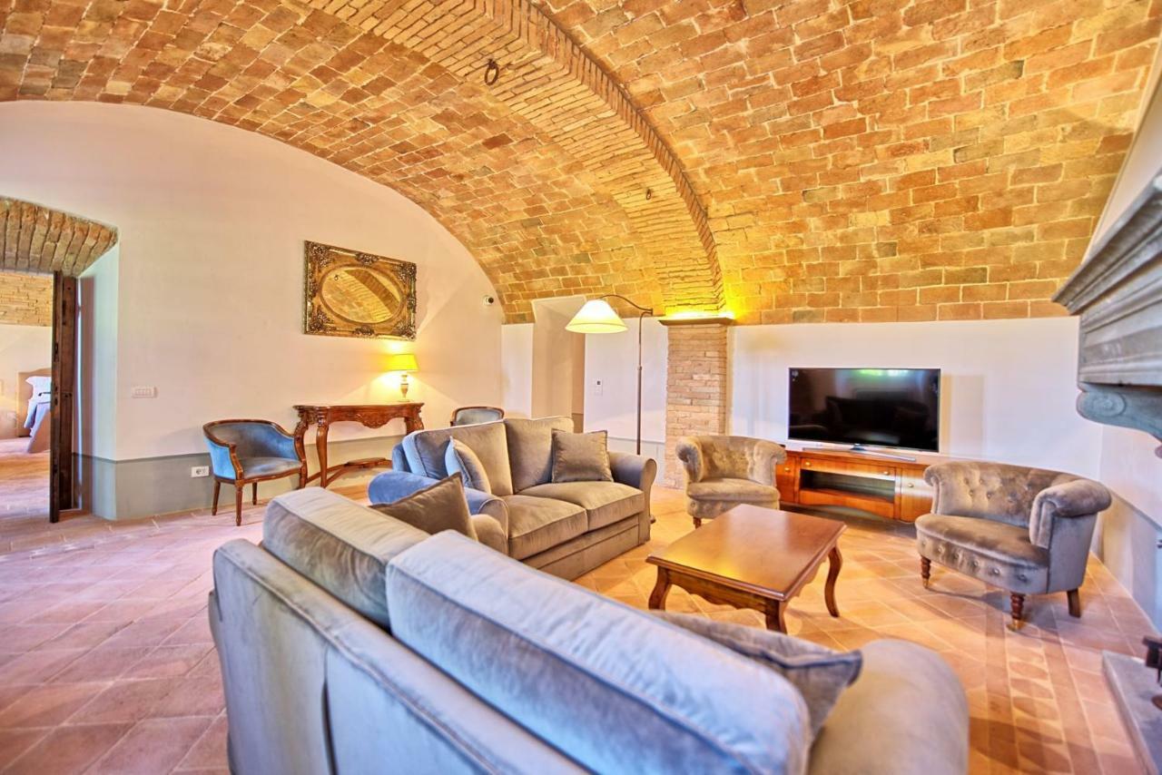 Villa Sant'Anastasio Suites Volterra Exterior photo