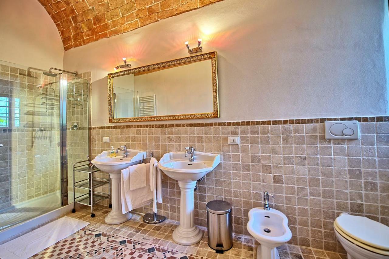 Villa Sant'Anastasio Suites Volterra Exterior photo