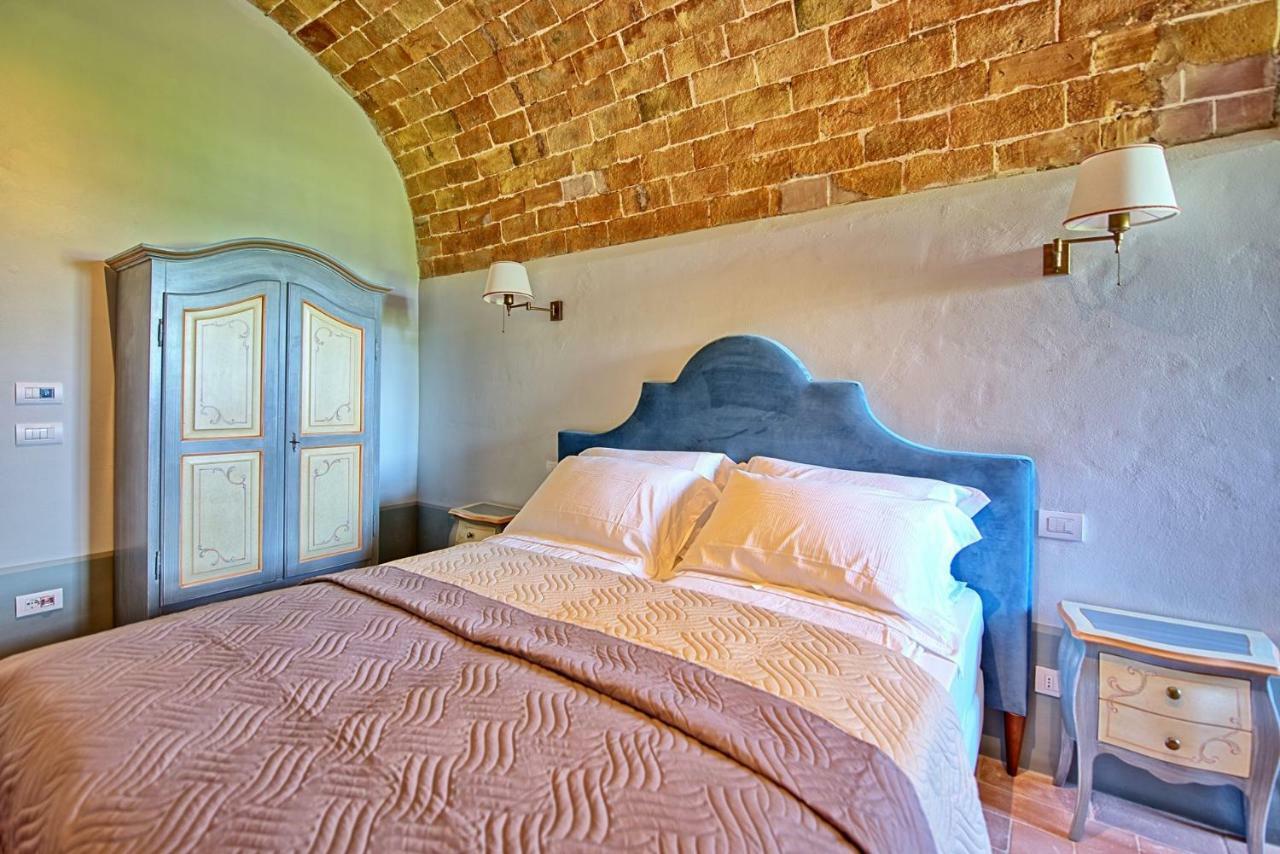 Villa Sant'Anastasio Suites Volterra Exterior photo