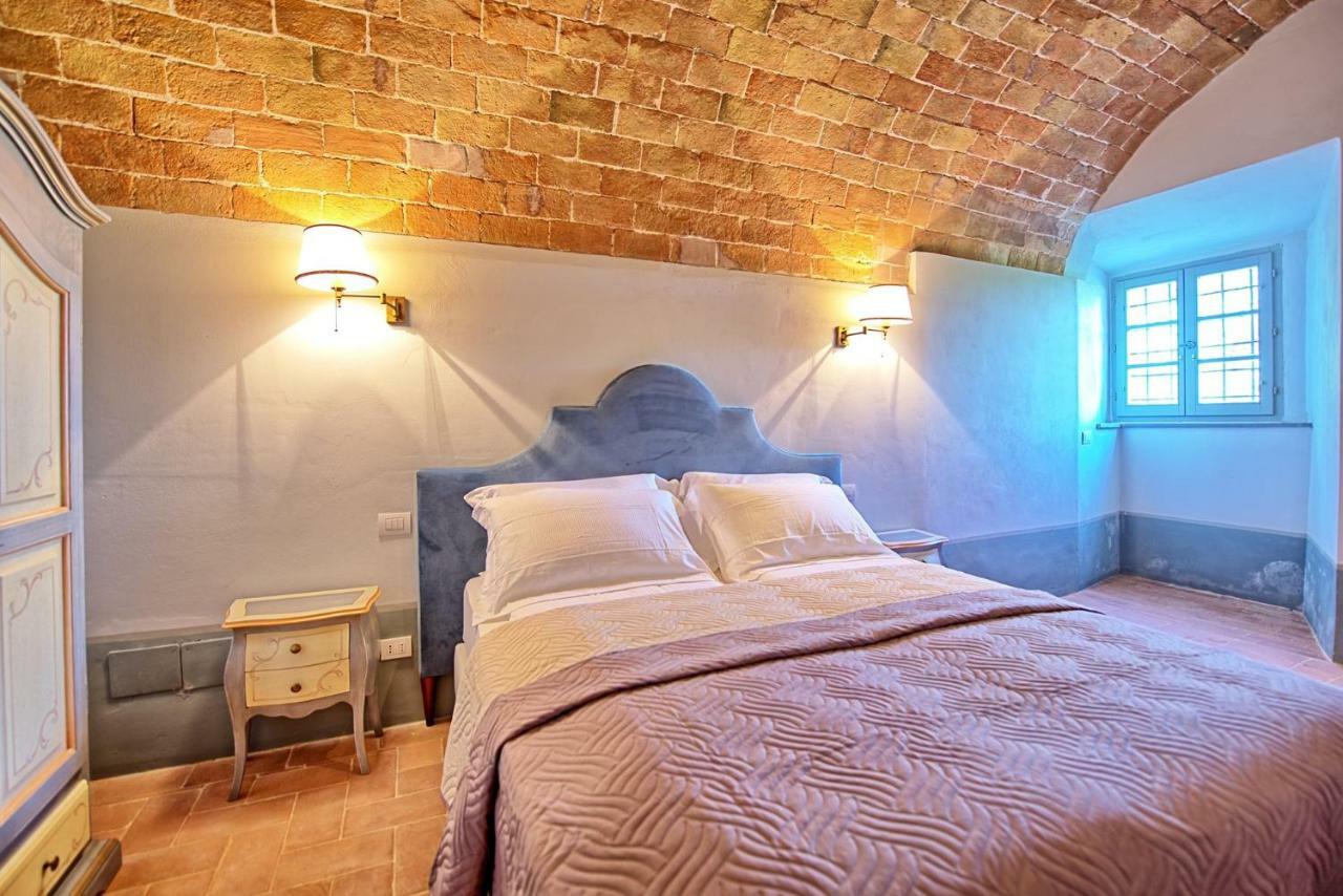 Villa Sant'Anastasio Suites Volterra Exterior photo